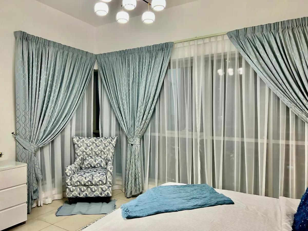 Ina Homes-Blvd Central 2Bhk Apartment Near Burj Khalifa Dubai 0*,  United Arab Emirates